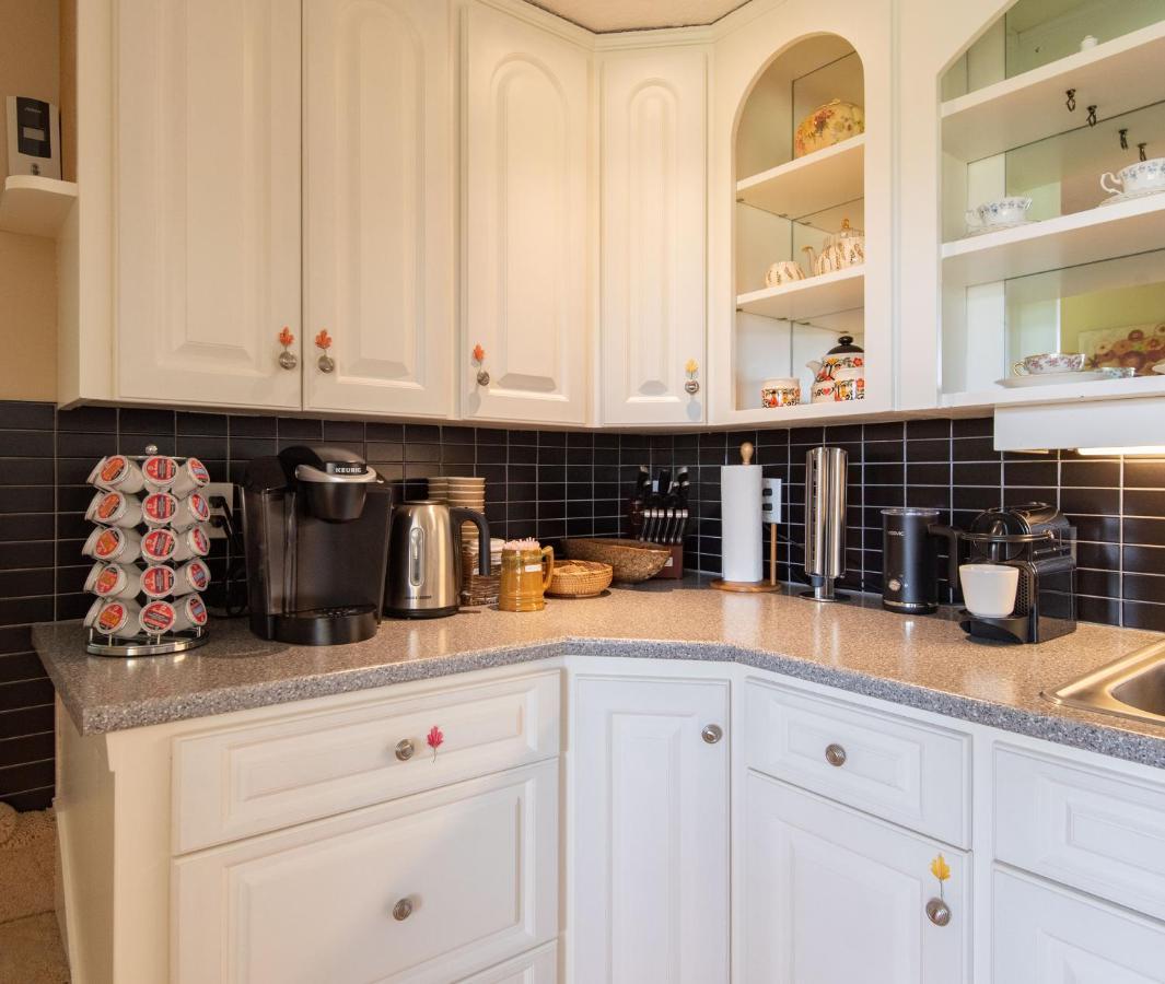 Bed and Breakfast Chez Nous Cornwall Exteriér fotografie